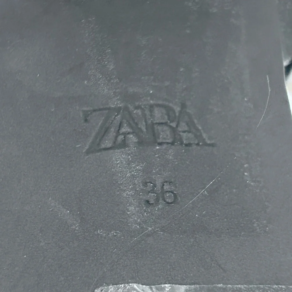 Zara Womens Black Gold Upper Leather Square Toe Ankle Strap Heel Sandals Size 36 - Picture 9 of 12